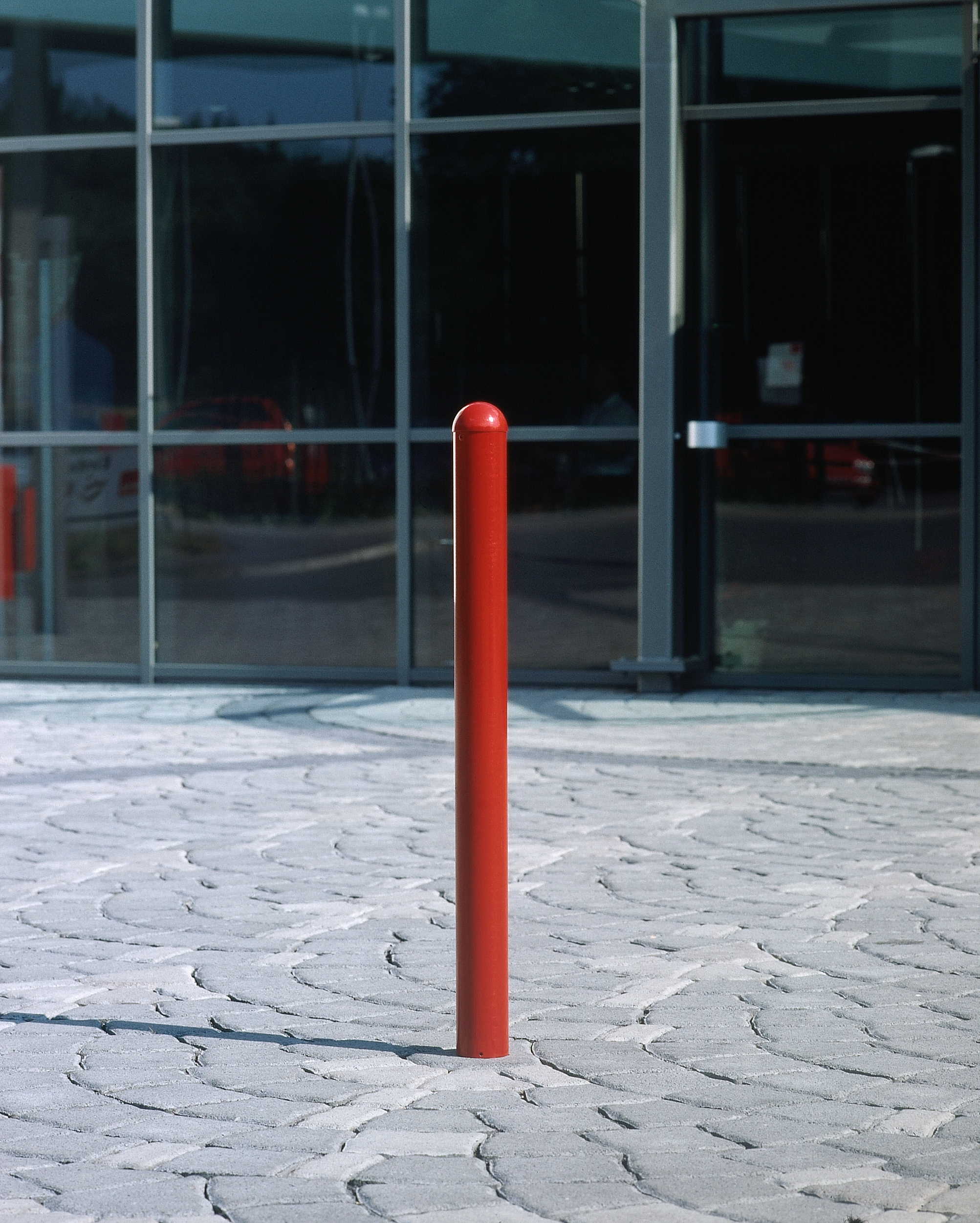 Absperrpfosten ¢ 76 mm aus Aluminium