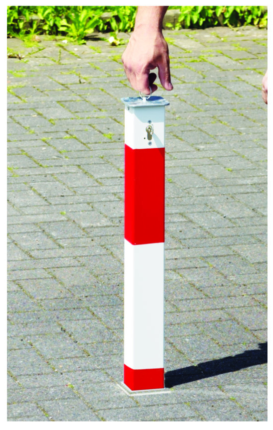 Absperrpfosten 70 x 70 mm aus Aluminium